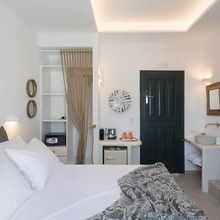 Sandaya Luxury Naousa (Paros)