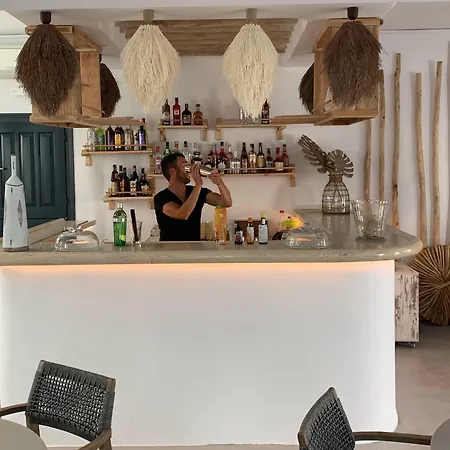 Sandaya Luxury Naousa (Paros)